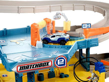 Load image into Gallery viewer, Matchbox 4-Level Garage Play Set -