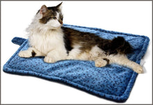 Load image into Gallery viewer, Milliard Thermal Cat Mat/Self Heating to Keep Your Pet Warm and Reversible and Washable - 
