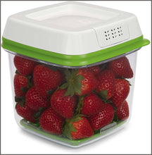 Load image into Gallery viewer, Rubbermaid FreshWorks Produce Saver Food Storage Containers, Set of 3 - 
