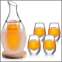 Load image into Gallery viewer, ZENS | Borosilicate Glass Sake Set with 2 Cups - 
