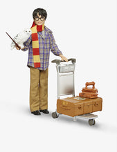 Load image into Gallery viewer, Wizarding World Harry Potter at Platform 9 ¾ Doll 12.5cm - 
