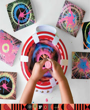 Load image into Gallery viewer, FAO Schwarz 3D Light-up Spin Art Set - 
